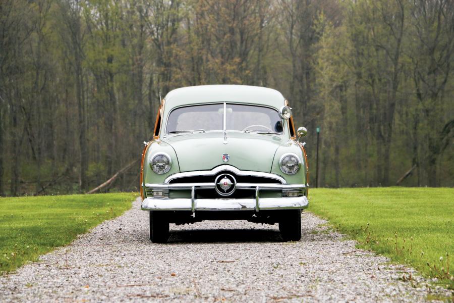  Ford Custom DeLuxe Country Squire (0BA-C79) 1950 года  (фото 8 из 36)
